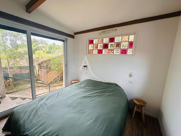 Immeuble de caractère sur la Rive Gauche de Saintes 9 pièce(s) 230 m2