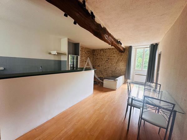 Immeuble de caractère sur la Rive Gauche de Saintes 9 pièce(s) 230 m2