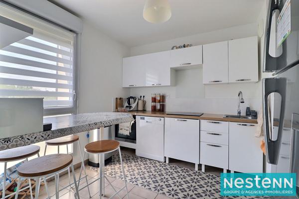 Appartement de type 4 de 78m² avec balcon et stationnement situé à Villeurbanne