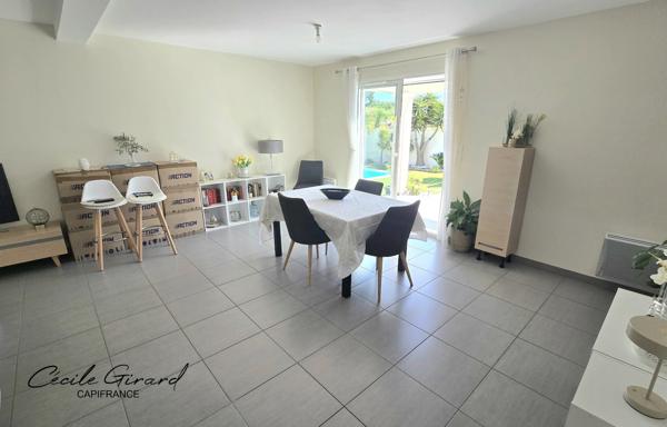 Exclusivité ! Maison à vendre 5 pièces SAUVIAN (34) piscine, garage, sans vis à vie, proche de la mer