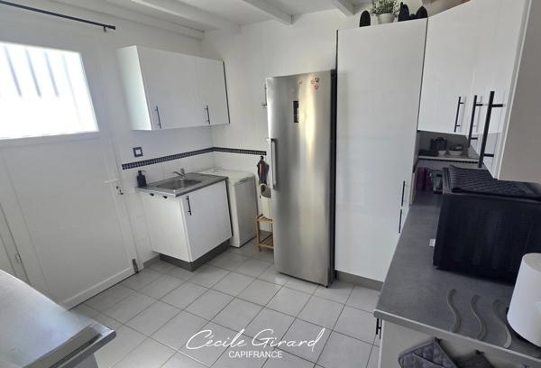 Exclusivité ! Maison à vendre 5 pièces SAUVIAN (34) piscine, garage, sans vis à vie, proche de la mer
