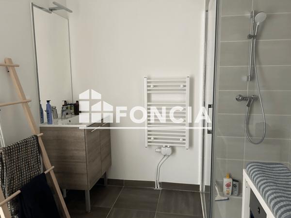Location Studio 32.9 m² - 225 ET 229 RUE DUPONTREUE Amiens 80000