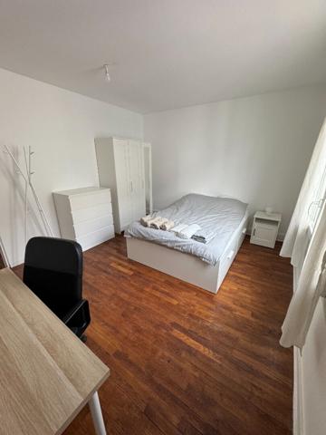 "CHAMBRE MEUBLÉE EN COLOCATION LE MANS / 2 CHAMBRES DISPONIBLES"