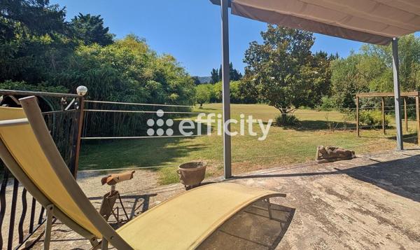 Maison
         3 pièces
        - 93 m² Bien prestige 560 000 € *