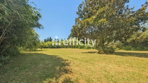 Maison
         3 pièces
        - 93 m² Bien prestige 560 000 € *