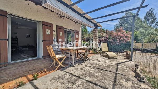 Maison
         3 pièces
        - 93 m² Bien prestige 560 000 € *