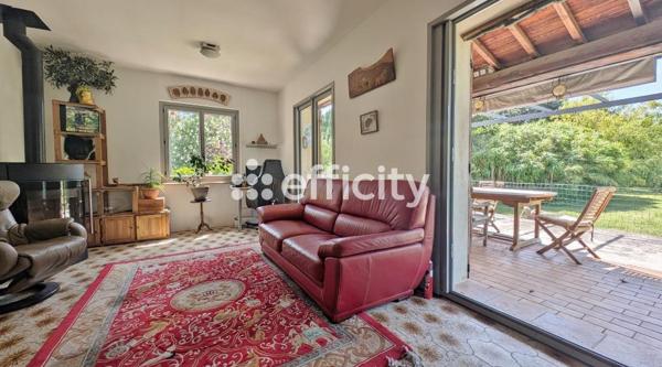 Maison
         3 pièces
        - 93 m² Bien prestige 560 000 € *