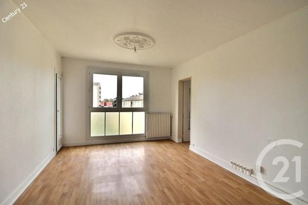 Appartement F4 à vendre  4 pièces - 63,45 m 2   CHATEAU THIERRY  - 02
