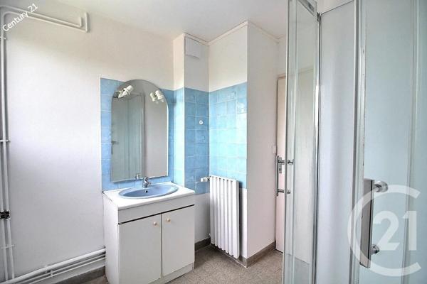 Appartement F4 à vendre  4 pièces - 63,45 m 2   CHATEAU THIERRY  - 02