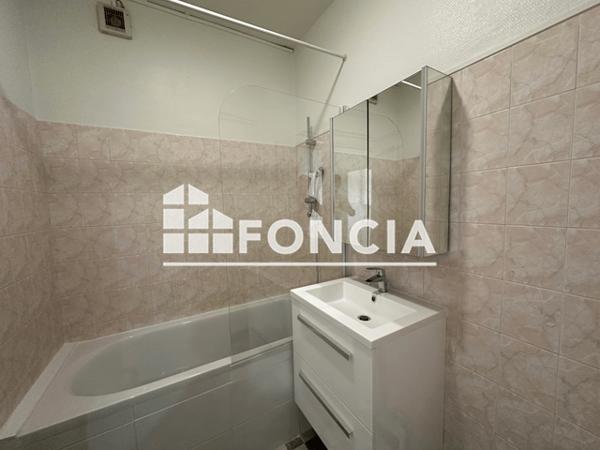 Location Appartement 2 pièces 48.08 m² - 32 RUE LACHMANN Grenoble 38000