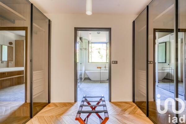 Maison à vendre 9 pièces 353,93 m² Magny-le-Hongre
