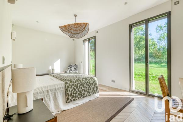 Maison à vendre 9 pièces 353,93 m² Magny-le-Hongre