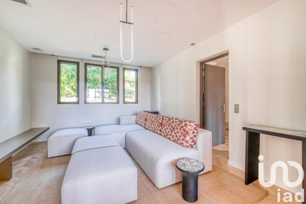 Maison à vendre 9 pièces 353,93 m² Magny-le-Hongre