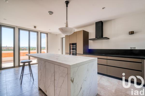 Maison à vendre 9 pièces 353,93 m² Magny-le-Hongre