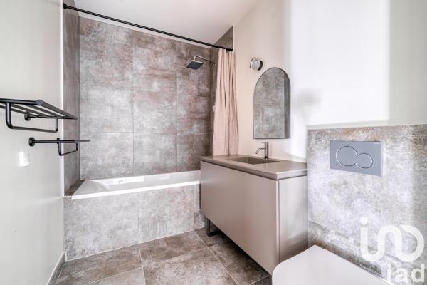 Maison à vendre 9 pièces 353,93 m² Magny-le-Hongre