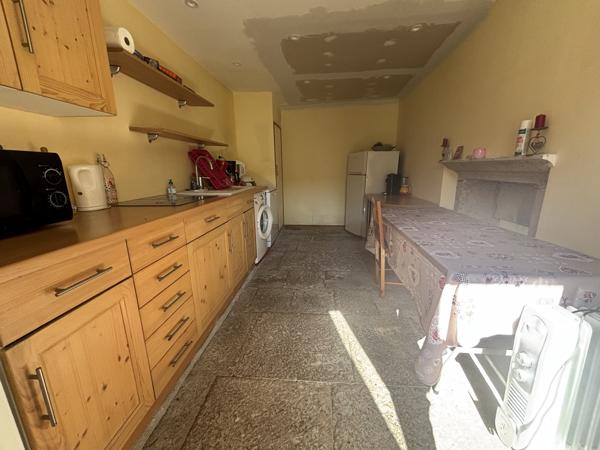 LARREY (21) Maison de village de 80m² avec terrain clôt de 350m² proche de Châtillon sur Seine Larrey (21330)