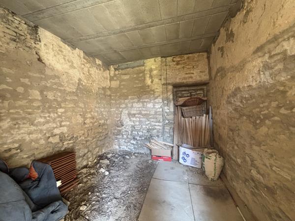 LARREY (21) Maison de village de 80m² avec terrain clôt de 350m² proche de Châtillon sur Seine Larrey (21330)