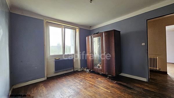 Maison familiale à vendre à Trégunc 103 m² Sous-sol complet Grand terrain Proche plages et commodités