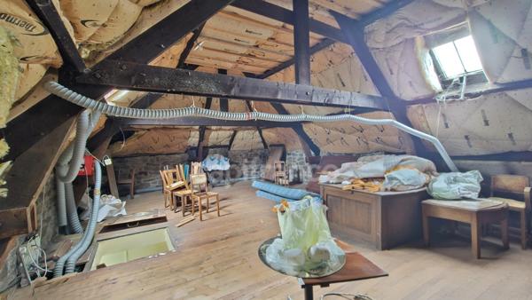Maison familiale à vendre à Trégunc 103 m² Sous-sol complet Grand terrain Proche plages et commodités