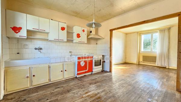 Maison familiale à vendre à Trégunc 103 m² Sous-sol complet Grand terrain Proche plages et commodités
