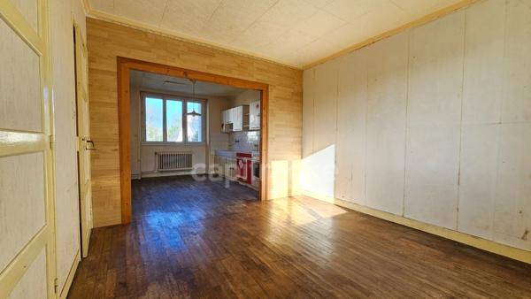 Maison familiale à vendre à Trégunc 103 m² Sous-sol complet Grand terrain Proche plages et commodités