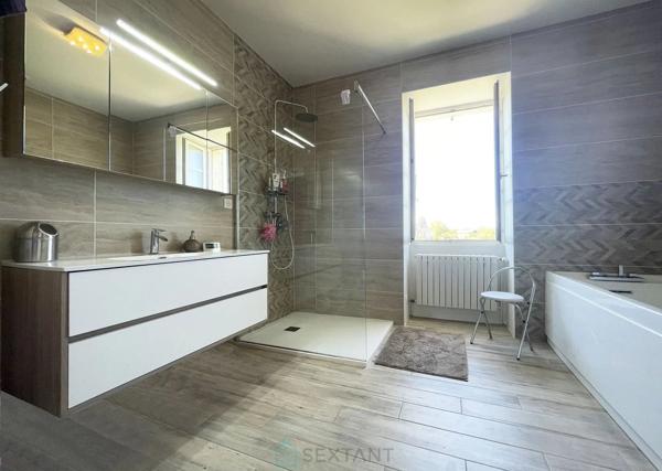 PROPRIETE D’EXCEPTION DE 455 M² SUR UN TERRAIN DE 3 628 M²
