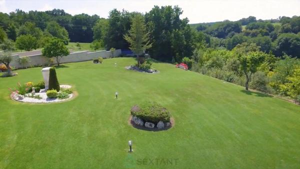 PROPRIETE D’EXCEPTION DE 455 M² SUR UN TERRAIN DE 3 628 M²