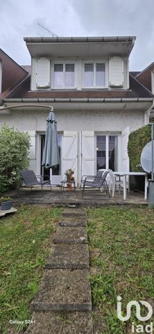 Maison 5 pièces de 92 m² à Saint-Jean-de-la-Ruelle (45140)