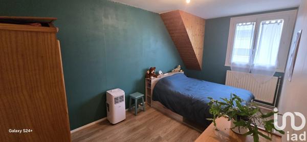 Maison 5 pièces de 92 m² à Saint-Jean-de-la-Ruelle (45140)
