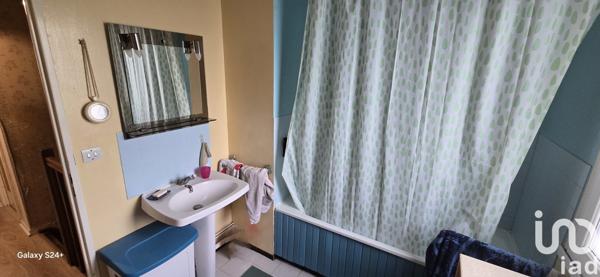 Maison 5 pièces de 92 m² à Saint-Jean-de-la-Ruelle (45140)