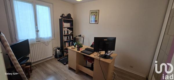 Maison 5 pièces de 92 m² à Saint-Jean-de-la-Ruelle (45140)