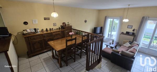 Maison 5 pièces de 92 m² à Saint-Jean-de-la-Ruelle (45140)