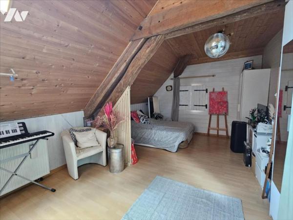 Propriété parfait état avec piscine sur terrain 1560 m²