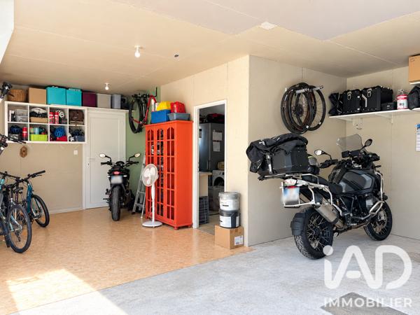 Maison à vendre 7 pièces 195 m² Nazelles-Négron