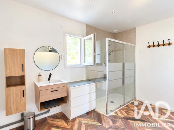 Maison à vendre 7 pièces 195 m² Nazelles-Négron