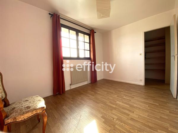 Maison 5 pièces - 131 m² Exclusivité efficity