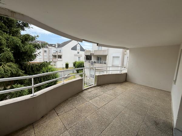 Angers – appartement avec terrasse et parking