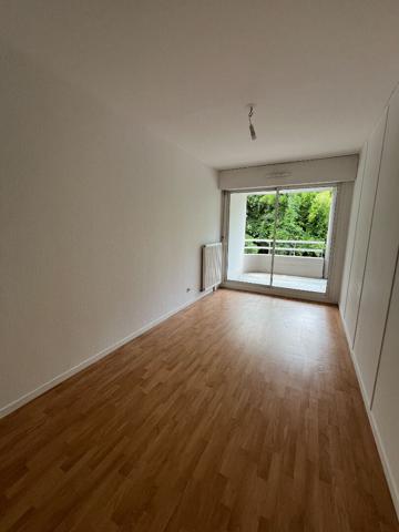 Angers – appartement avec terrasse et parking