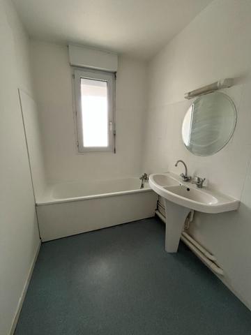 Angers – appartement avec terrasse et parking