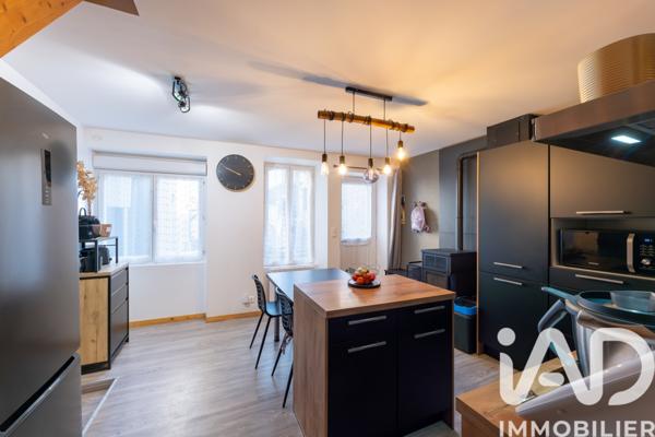 Maison à vendre 5 pièces 64 m² Auzat-la-Combelle