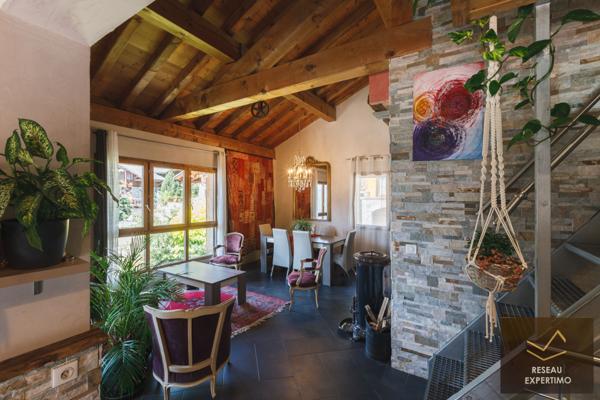 Champagny-en-Vanoise (73350) ACHAT-VENTE BEL APPARTEMENT DANS MAISON-CHALET 73350 CHAMPAGNY EN VANOISE LA PLAGNE LES ARCS