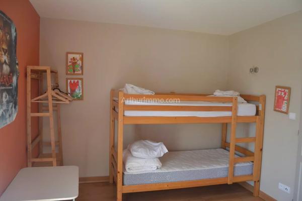 Vente                                                      Maison
                        
                     3 pièces                      77 m2                     à Castellane