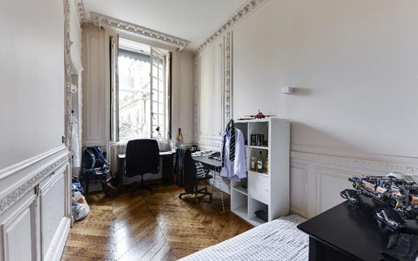 Appartement à louer    4 pièces • 156,57 m2 Lyon 5