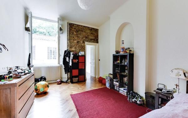 Appartement à louer    4 pièces • 156,57 m2 Lyon 5