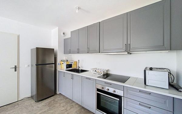 Appartement à louer    3 pièces • 59,86 m2 Trappes