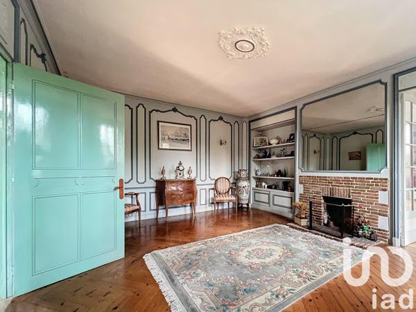 Demeure 14 pièces de 422 m² à Saint-Jean-du-Cardonnay (76150)