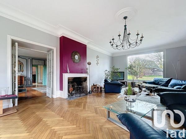 Demeure 14 pièces de 422 m² à Saint-Jean-du-Cardonnay (76150)