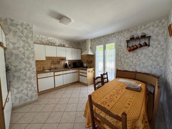 QUARTIER RECHERCHE -Maison 6 pièces à vendre à Sézanne -