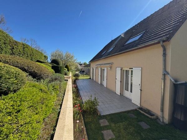 QUARTIER RECHERCHE -Maison 6 pièces à vendre à Sézanne -