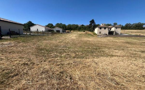 Terrain à vendre 73 596 € Salles-sur-l'Hers 662 m² DPE